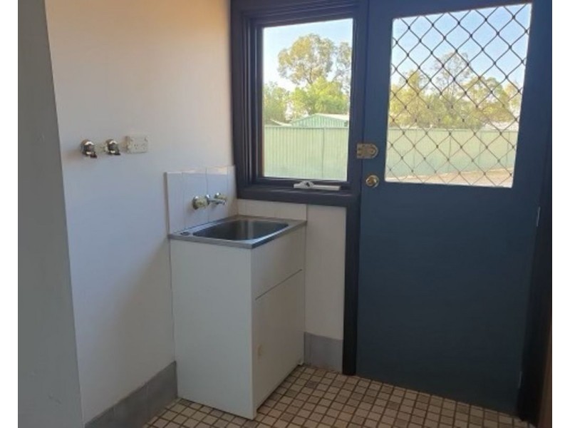25 Nettleton Drive, Lightning Ridge NSW 2834