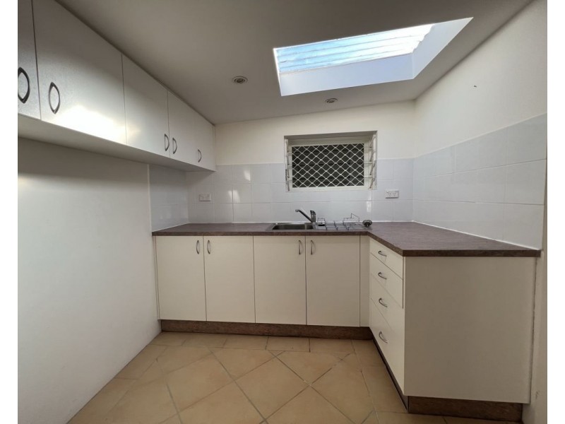 84 Pandora Street, Lightning Ridge, Lightning Ridge NSW 2834
