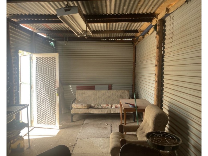 WLL14428 Lightning Ridge, Lightning Ridge NSW 2834