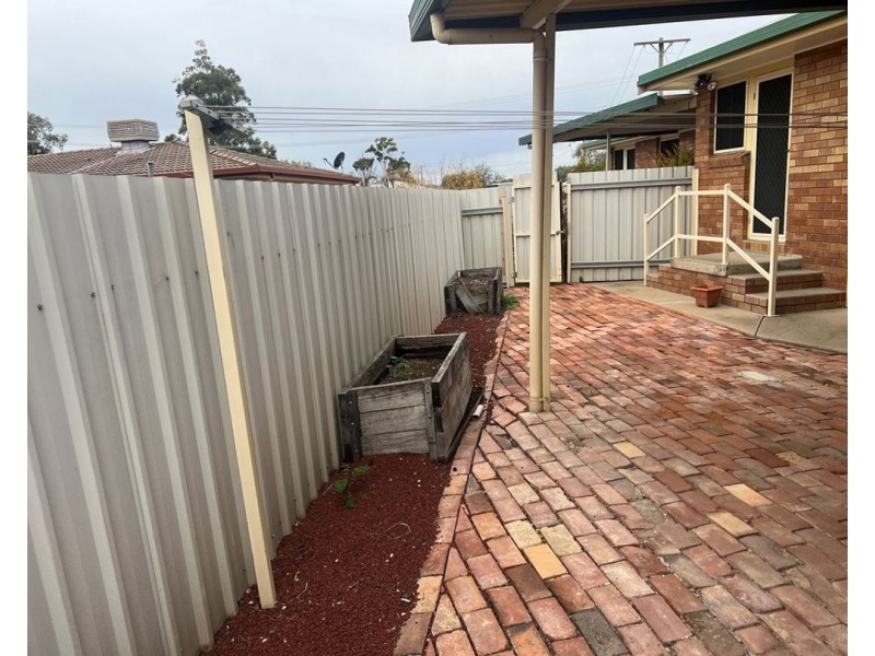 2/433 Boston Street, Moree NSW 2400