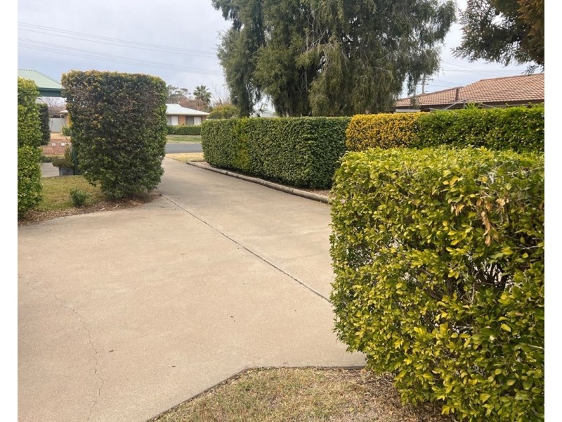 2/433 Boston Street, Moree NSW 2400