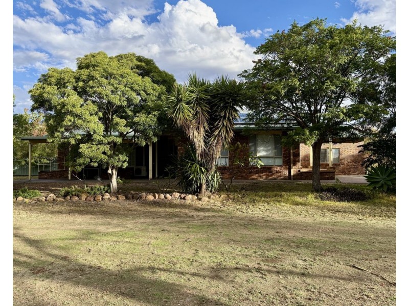 16 Callaille Avenue, Moree NSW 2400