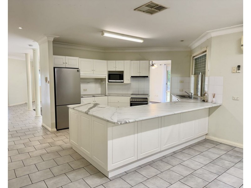 16 Callaille Avenue, Moree NSW 2400