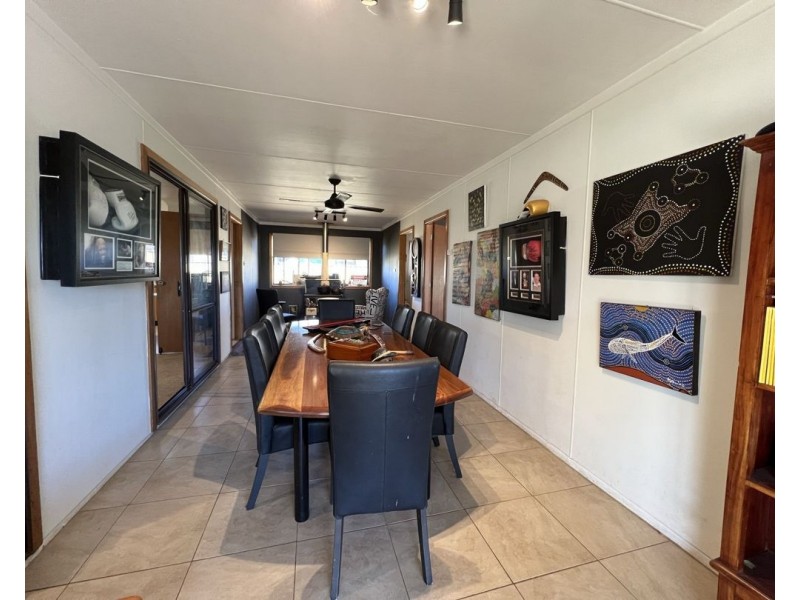 26 Butterfly Avenue, Lightning Ridge NSW 2834