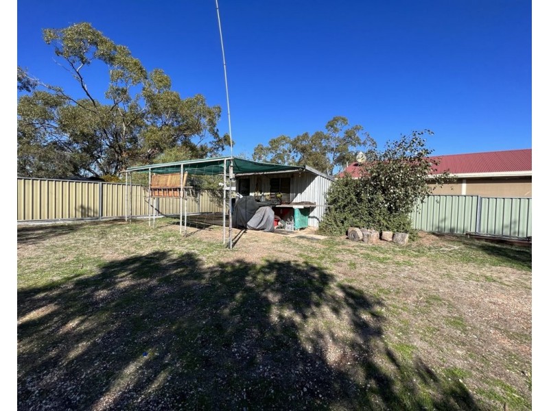 26 Butterfly Avenue, Lightning Ridge NSW 2834