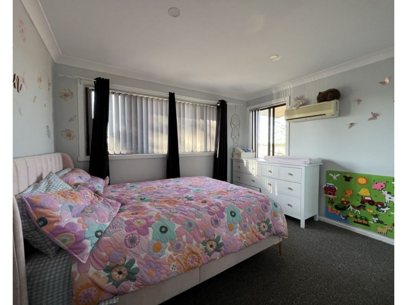 13 Vaughan Place, Walgett NSW 2832