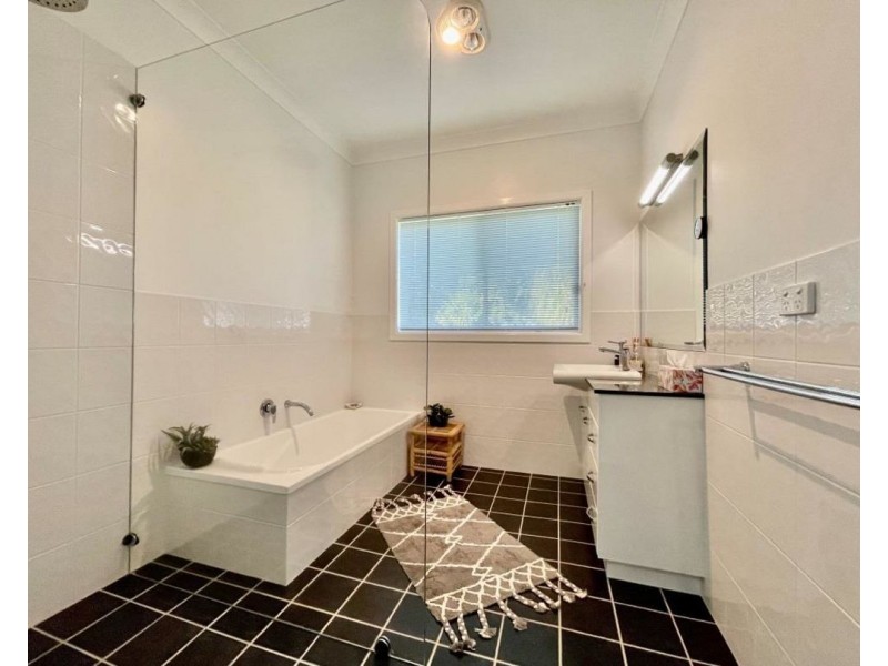 22553 Newell Hwy, Moree NSW 2400