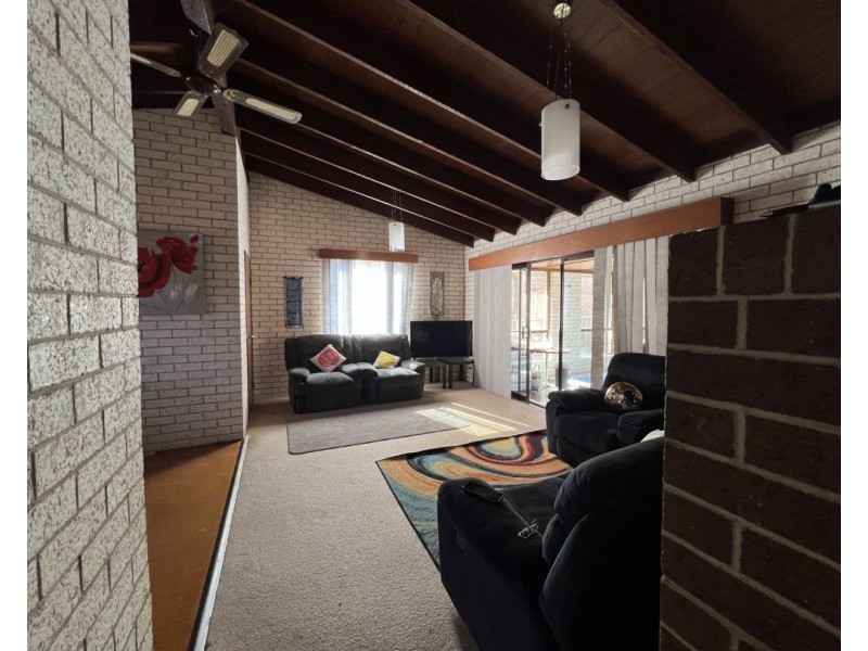 5 Nettleton Drive, Lightning Ridge NSW 2834