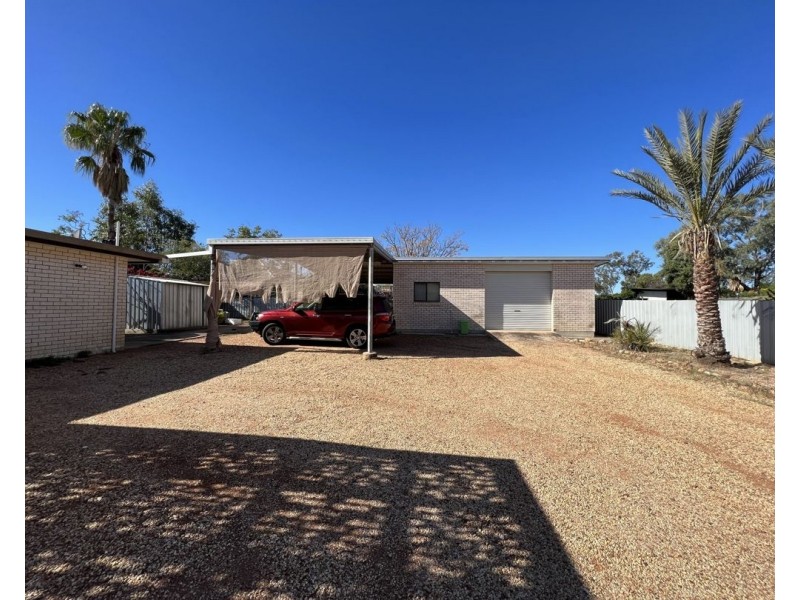 5 Nettleton Drive, Lightning Ridge NSW 2834