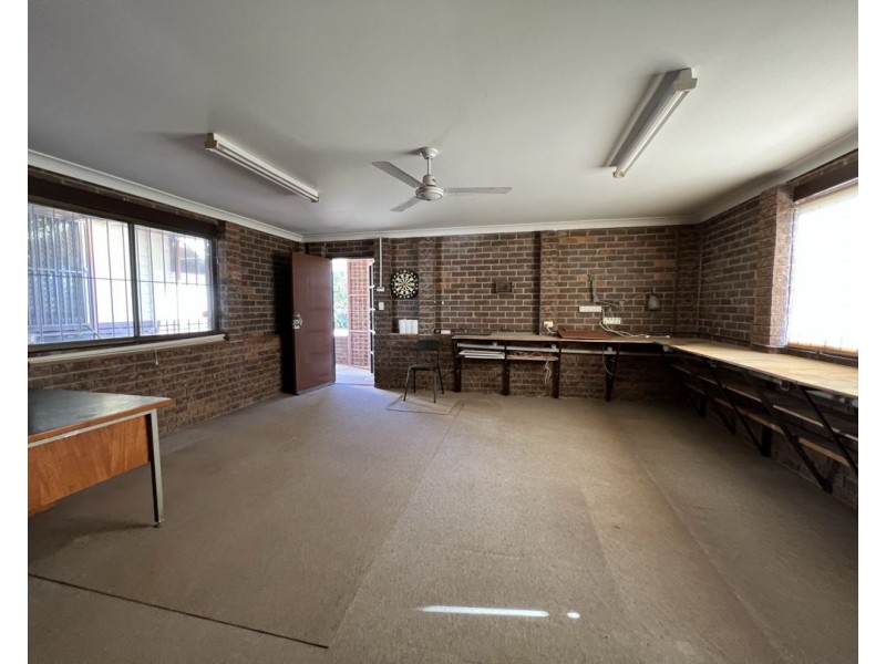 25 Black Prince Drive, Lightning Ridge NSW 2834