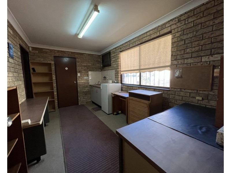 25 Black Prince Drive, Lightning Ridge NSW 2834
