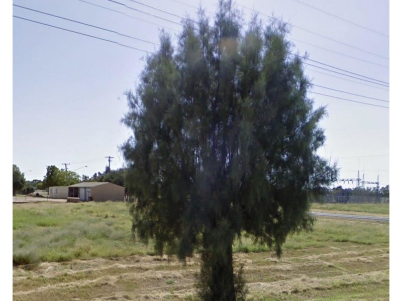 25 Short Street, Mungindi NSW 2406