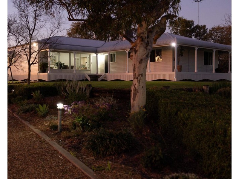 44 Boobialla Road, Moree NSW 2400