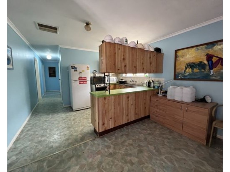 3 Agate Street, Lightning Ridge NSW 2834