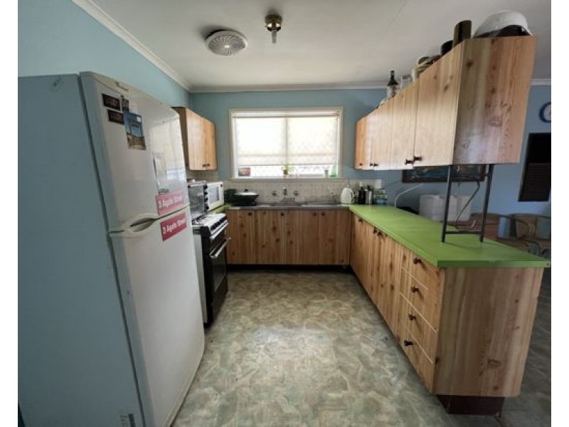 3 Agate Street, Lightning Ridge NSW 2834