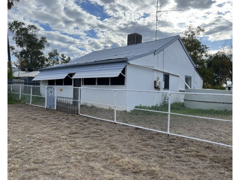 52 Wilson Street, Collarenebri NSW 2833