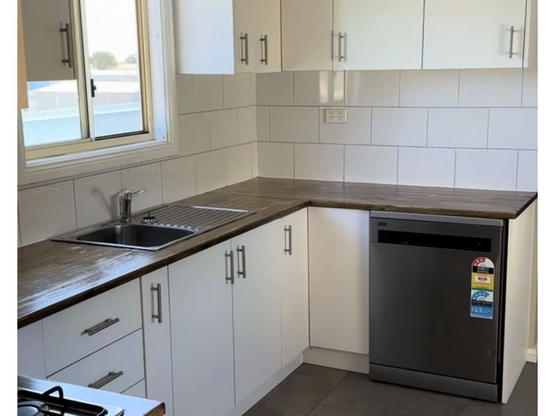 1/10 Locke Street, Ashley NSW 2400