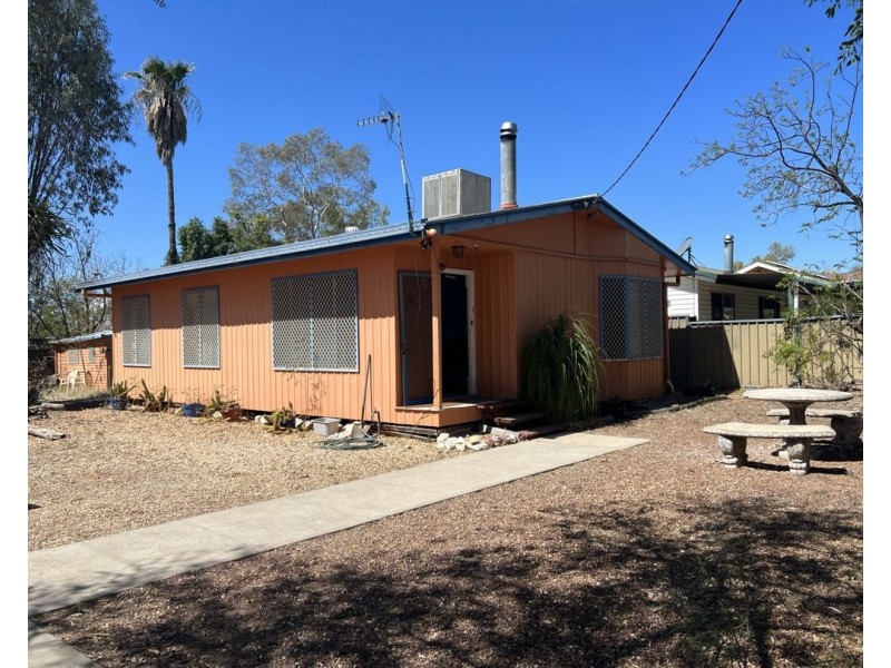 3 Agate Street, Lightning Ridge NSW 2834