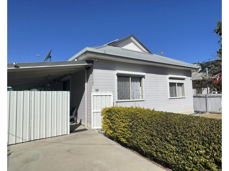 28 Dover Street, Moree NSW 2400