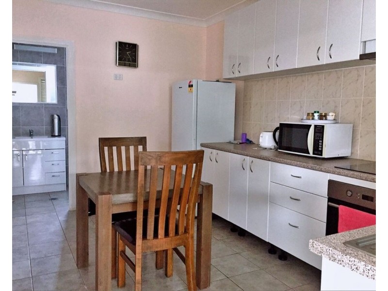 28 Dover Street, Moree NSW 2400