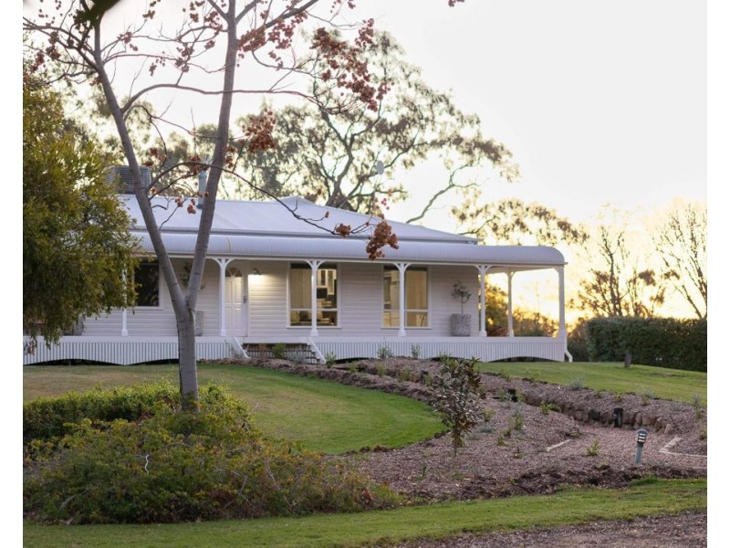 44 Boobialla Rd, Moree NSW 2400