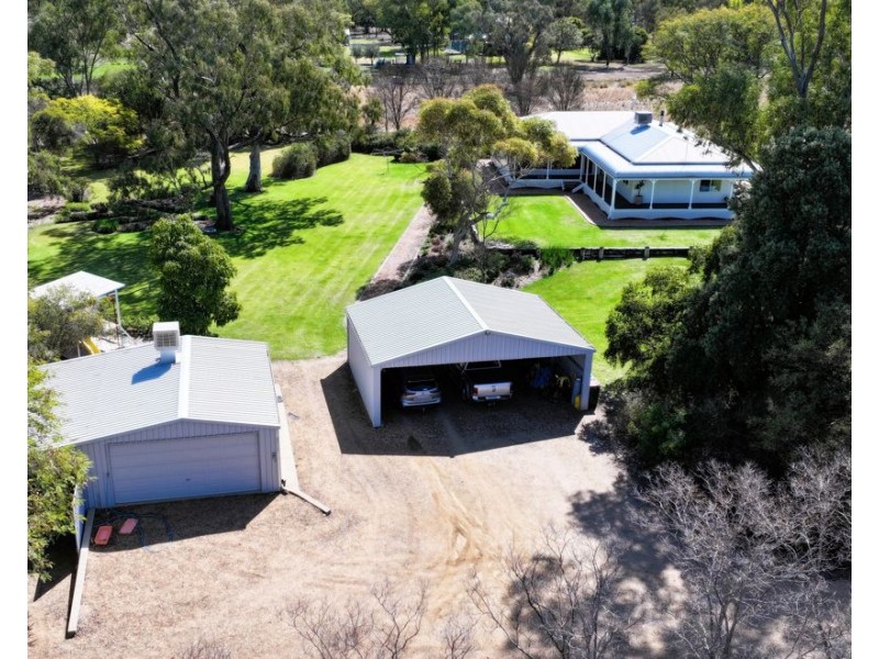 44 Boobialla Rd, Moree NSW 2400