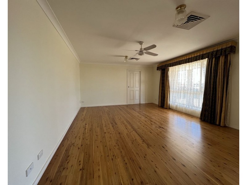 8 Morilla Street, Lightning Ridge NSW 2834