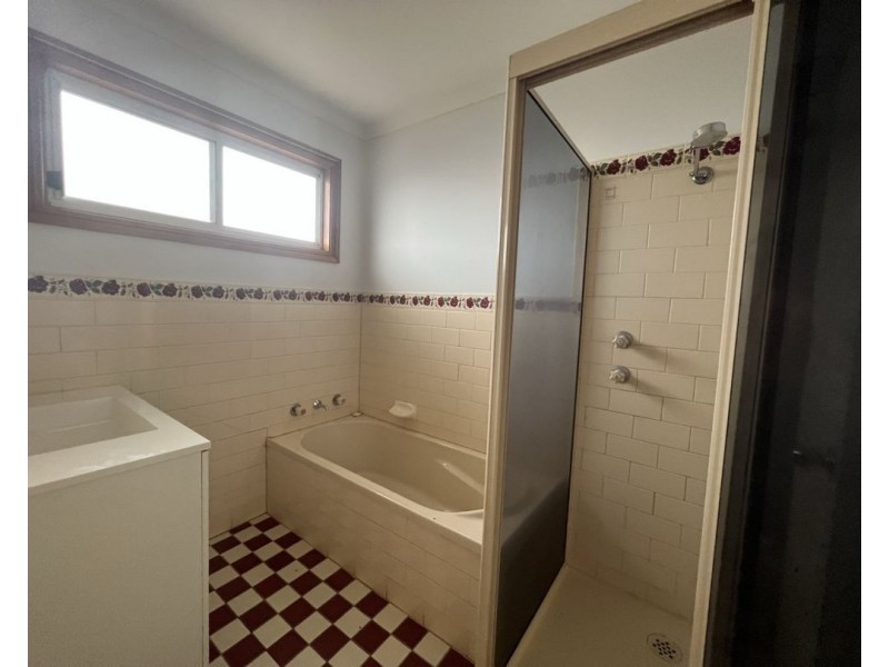 14 Lappkalle Street, Lightning Ridge NSW 2834