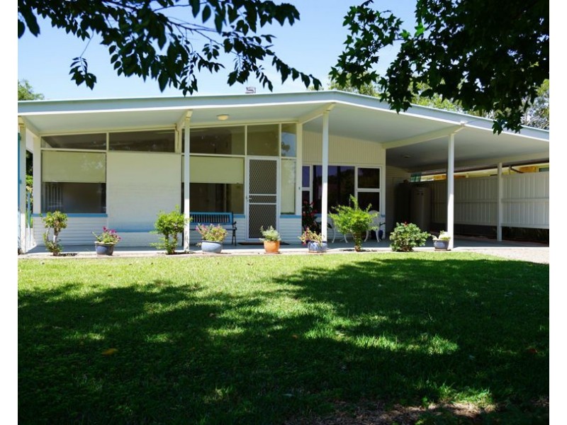 2 Crane Place, Moree NSW 2400