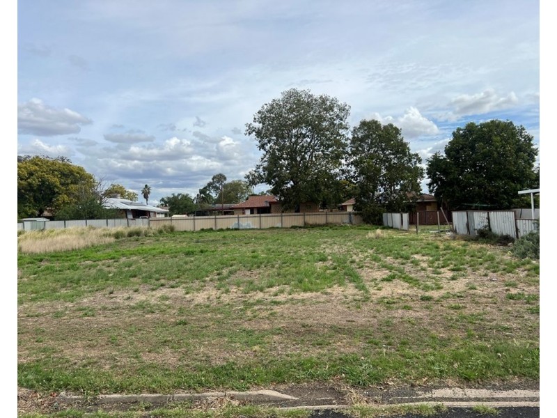 88 Jones Avenue, Moree NSW 2400