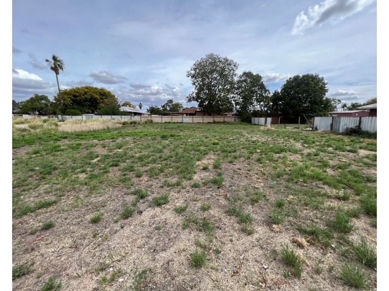 88 Jones Avenue, Moree NSW 2400