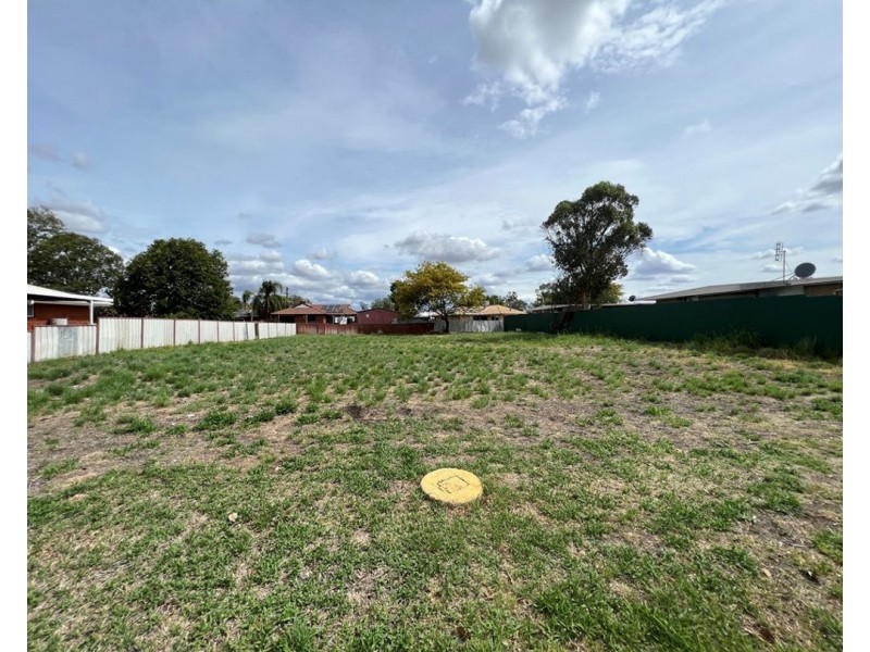 92 Jones Avenue, Moree NSW 2400