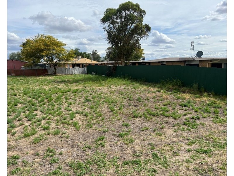 92 Jones Avenue, Moree NSW 2400