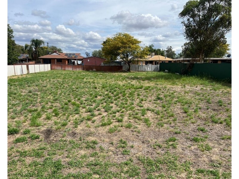 92 Jones Avenue, Moree NSW 2400
