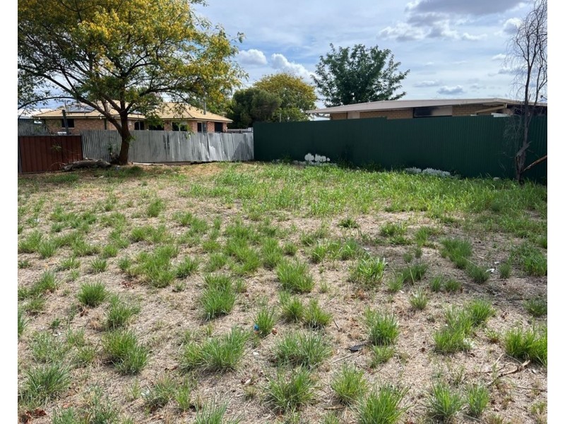 92 Jones Avenue, Moree NSW 2400