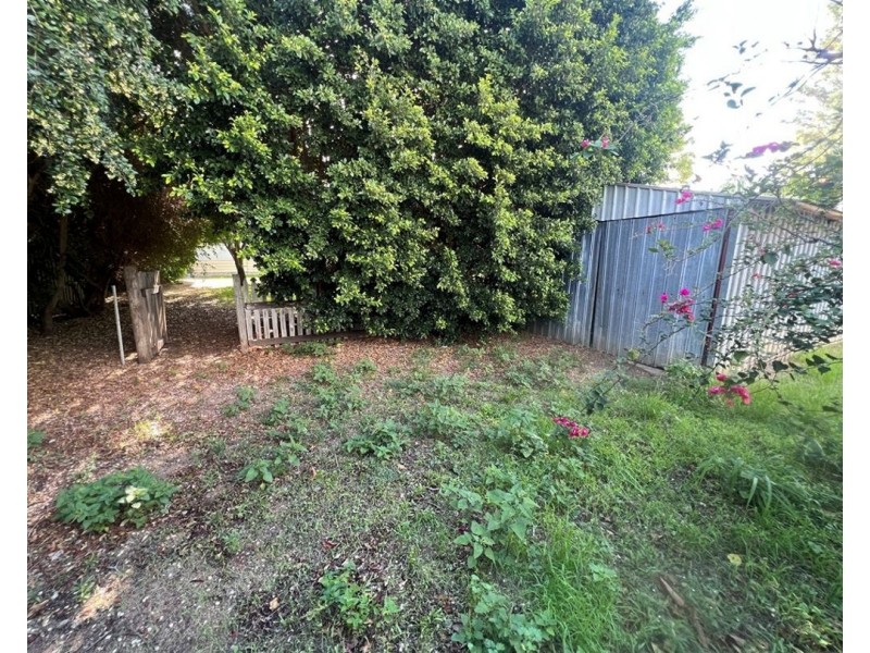 11 Lucksall Street, Moree NSW 2400