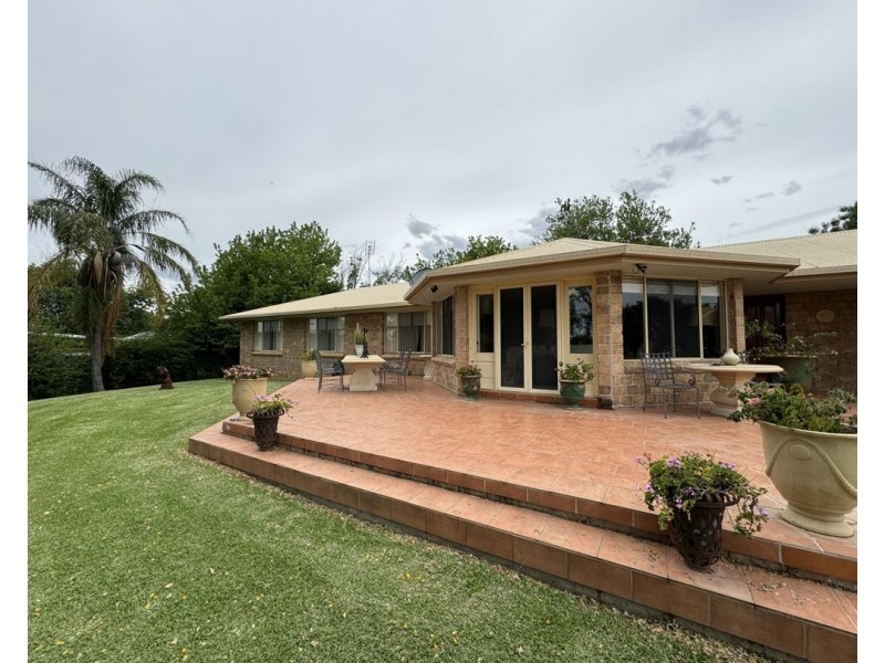 46 Boonery Road, Moree NSW 2400