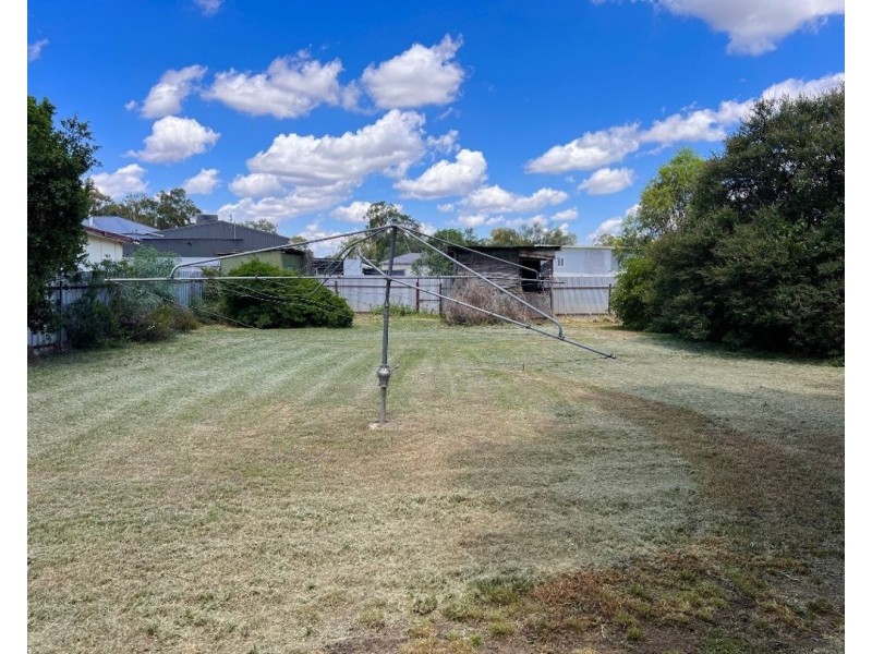 28 Webb Avenue, Moree NSW 2400