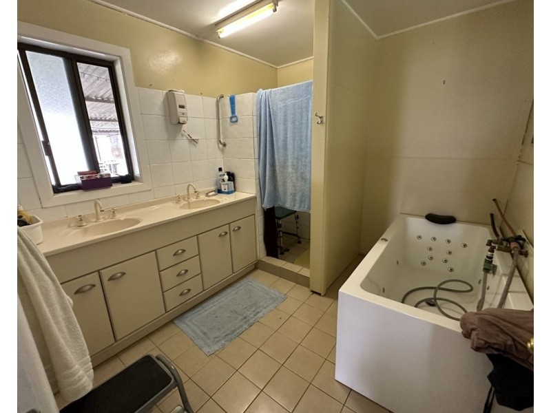 10 – 12 Barwon Street, Collarenebri NSW 2833