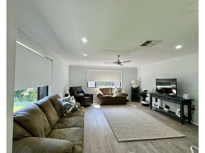 8 Karingal Place, Moree NSW 2400