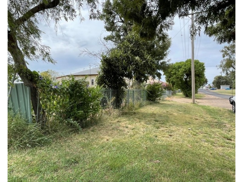 278 Warialda St, Moree NSW 2400