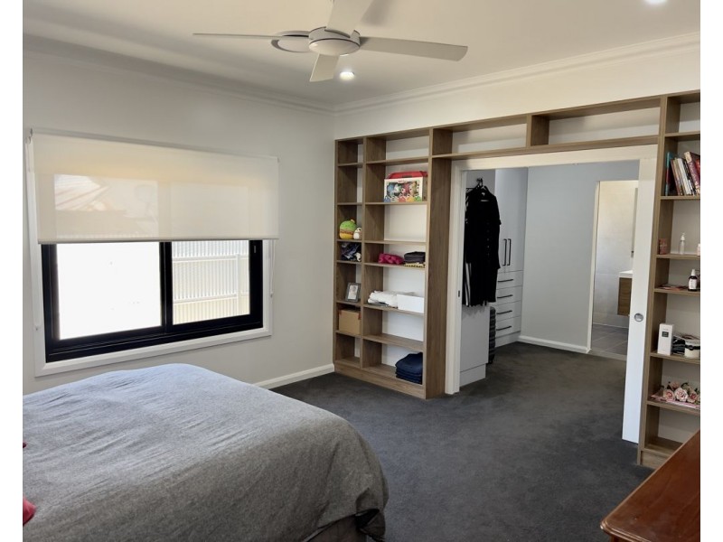 18 CHESTER STREET, Moree NSW 2400