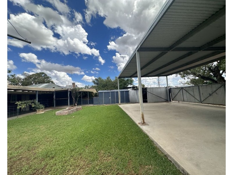 24 Pitt Street, Walgett NSW 2832