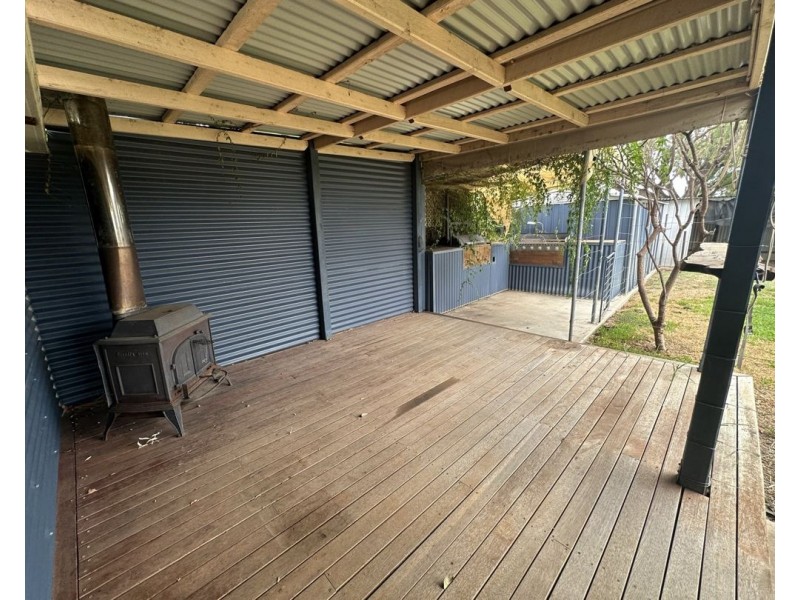 24 Pitt Street, Walgett NSW 2832