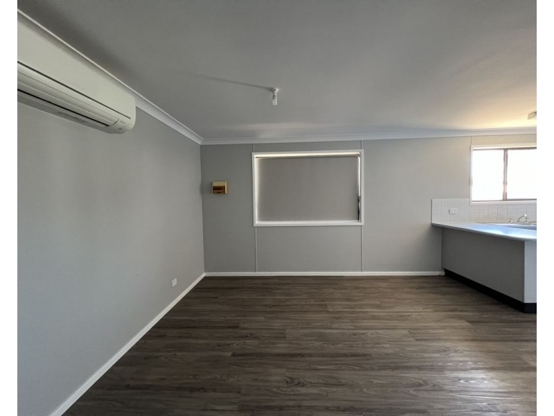 2/38 Black Prince Drive, Lightning Ridge NSW 2834