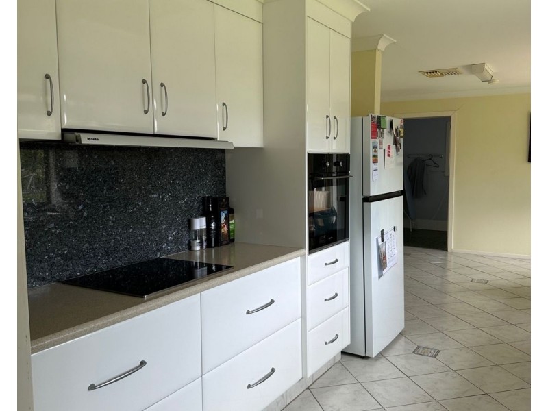 6 Myall Place, Moree NSW 2400