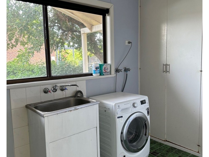 6 Myall Place, Moree NSW 2400
