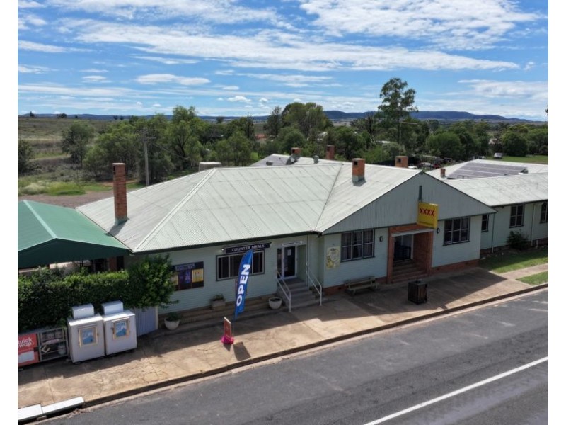 16 Railway Parade, Gravesend NSW 2401