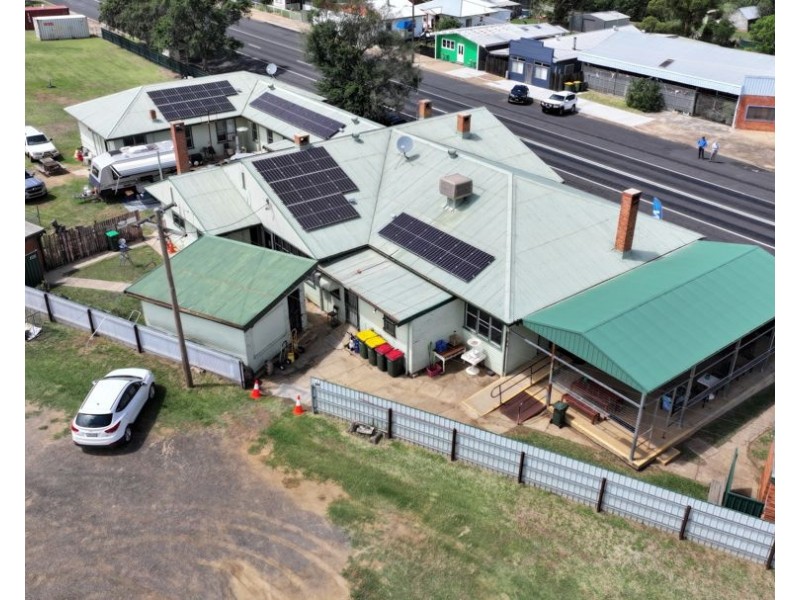 16 Railway Parade, Gravesend NSW 2401