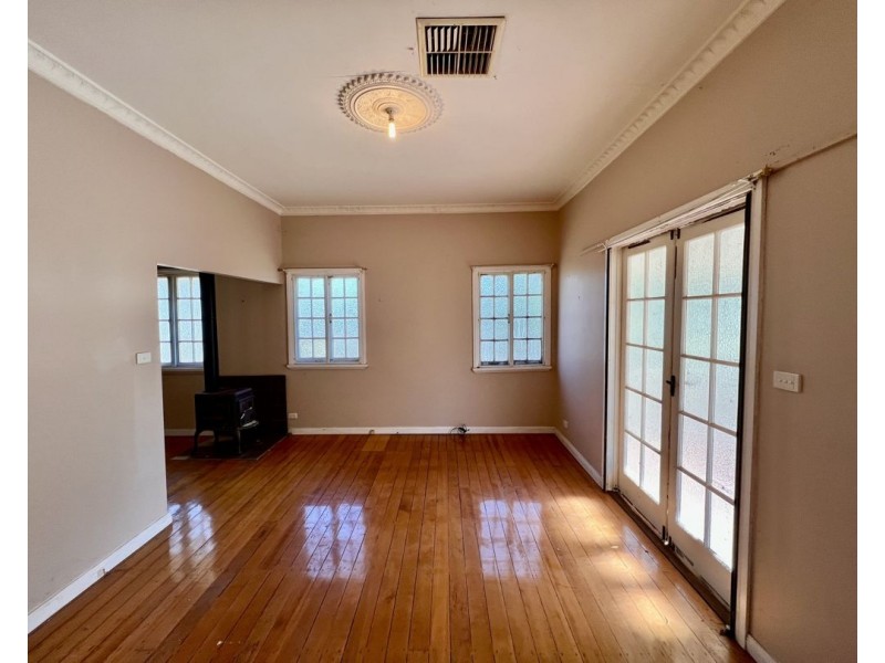 19 Gurley Street, Bellata NSW 2397